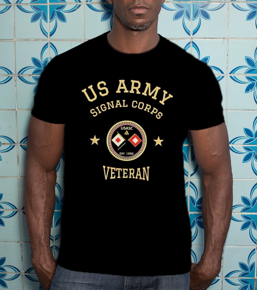 US Army Signal Corps Veteran USASC Est 1860 Semaphore Flags Insignia T-Shirt