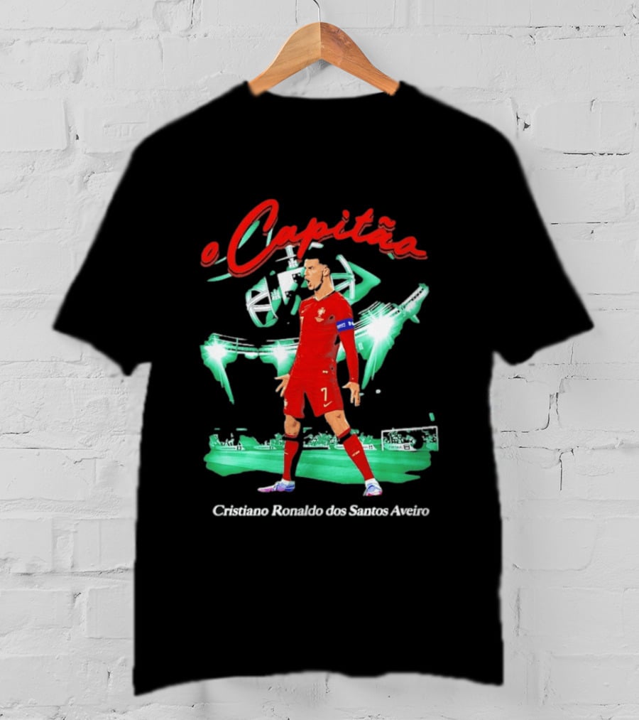 Cristiano Ronaldo O Capitão 7 Dos Santos Aveiro Celebrating Soccer Stadium T-Shirt