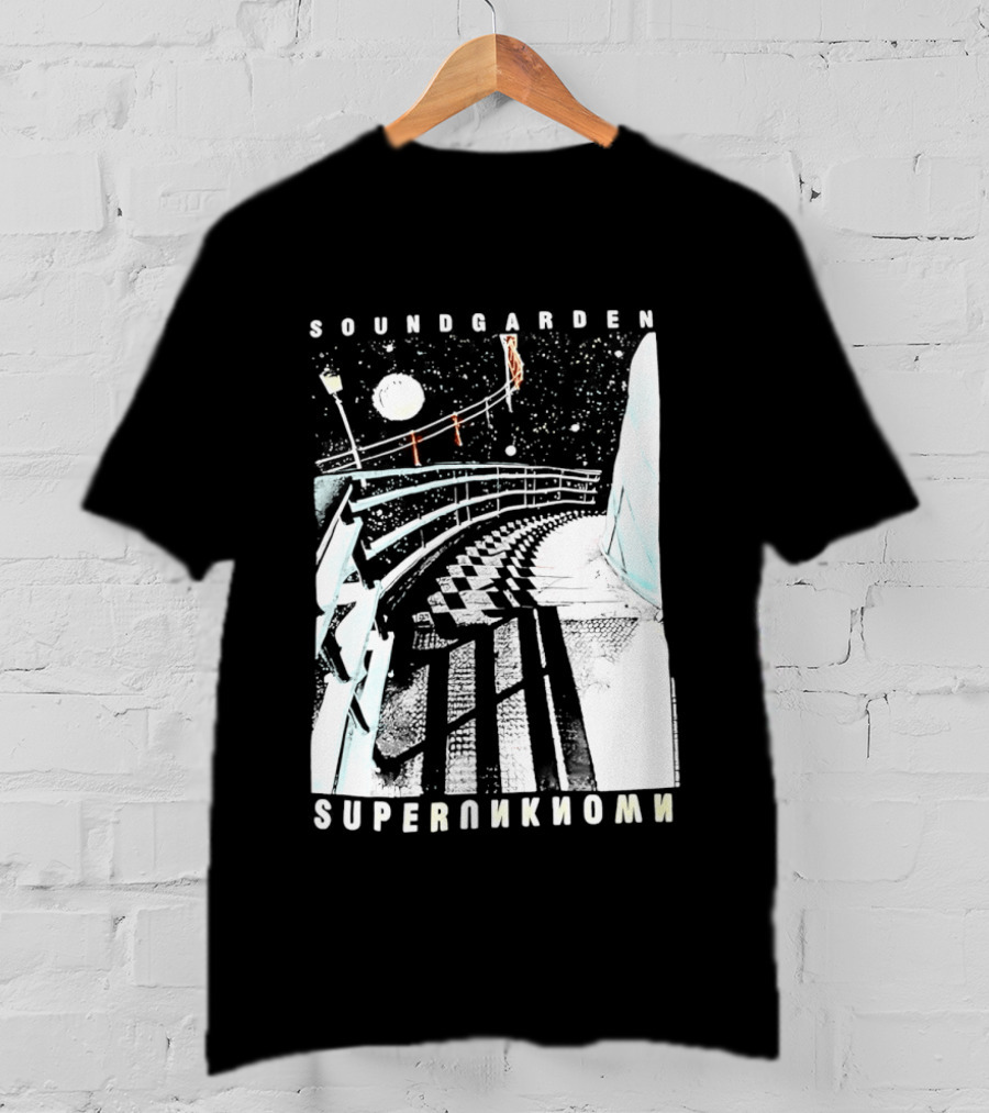 Soundgarden Superunknown Album Art Pathway Scene T-Shirt