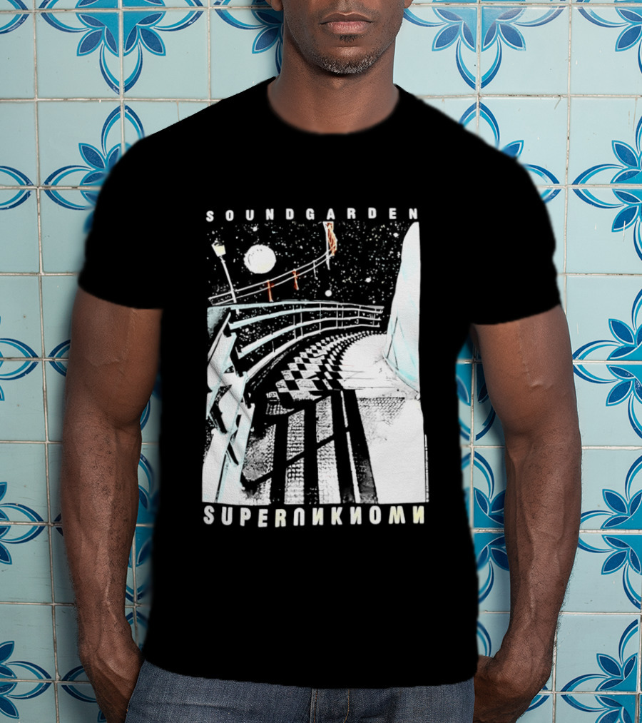 Soundgarden Superunknown Album Art Pathway Scene T-Shirt