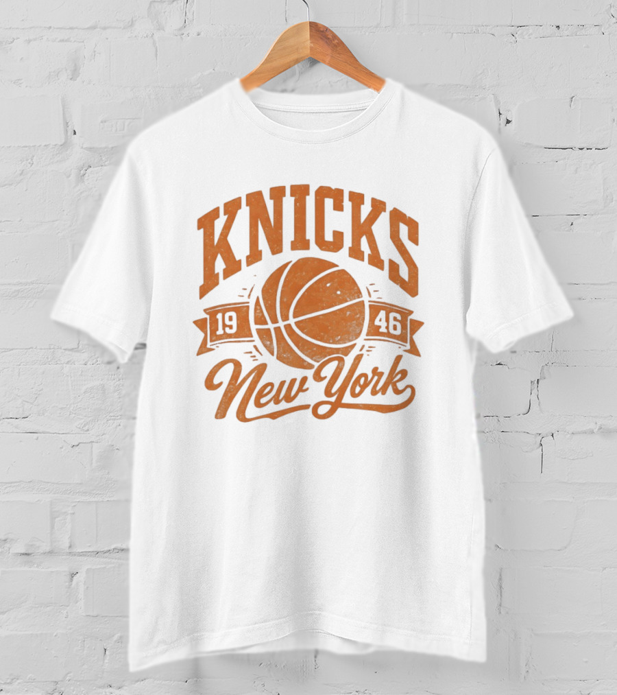 Knicks 1946 New York Distressed Basketball T-Shirt