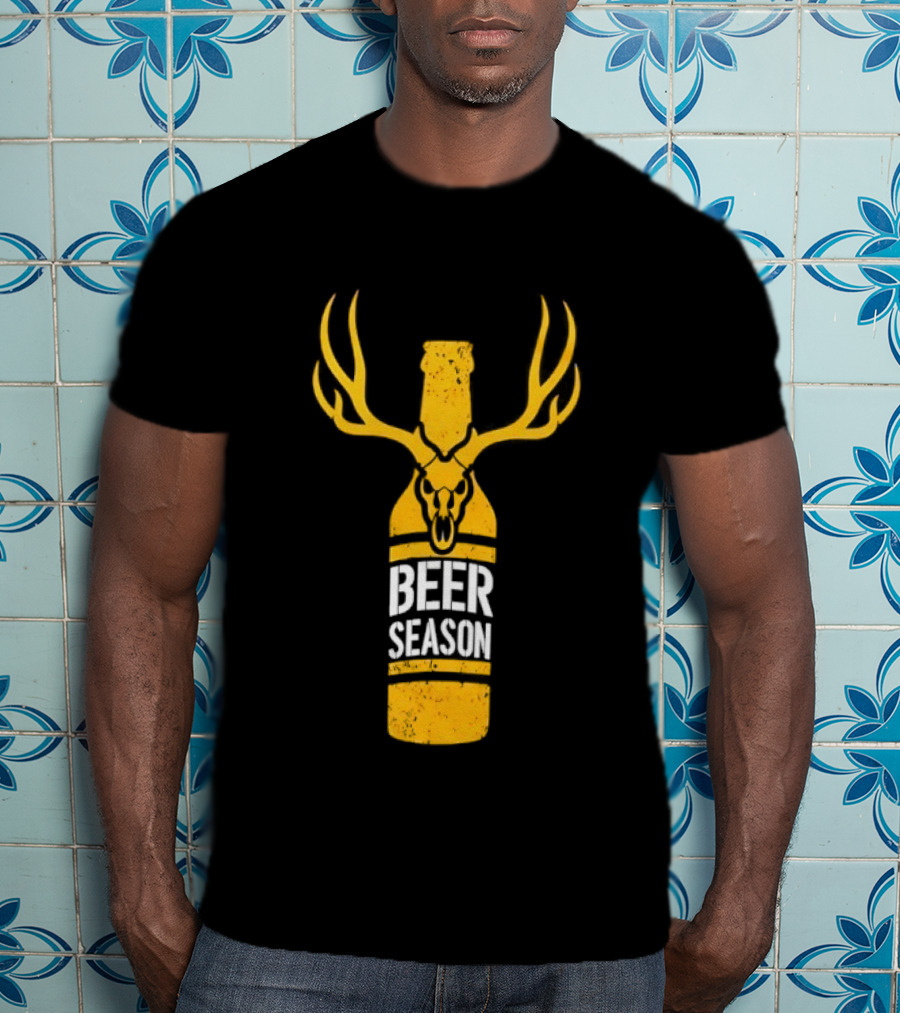 Beer Season Deer Antlers Bottle Hunting T-Shirt
