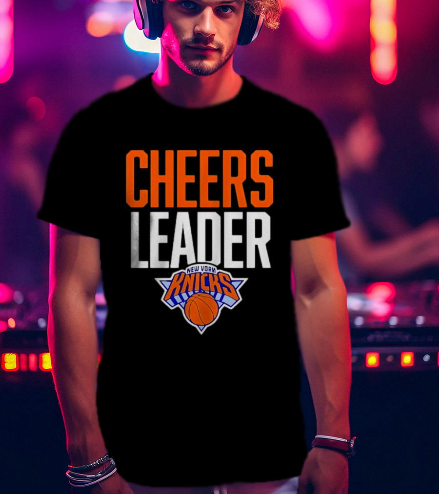 Cheers Leader New York Knicks NBA Basketball T-Shirt