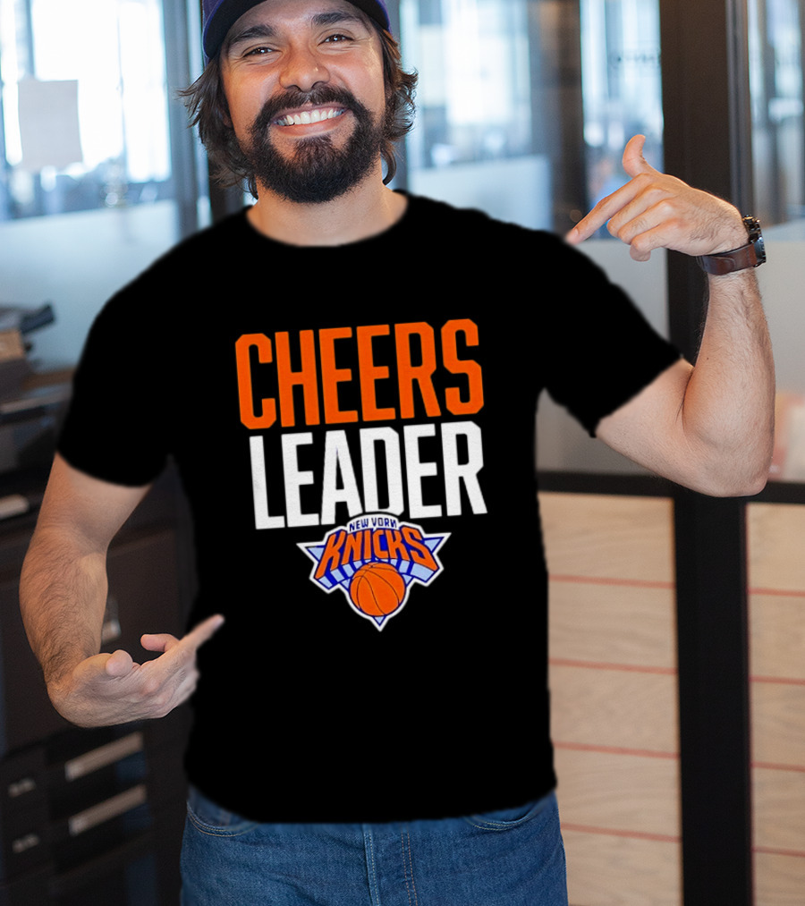 Cheers Leader New York Knicks NBA Basketball T-Shirt