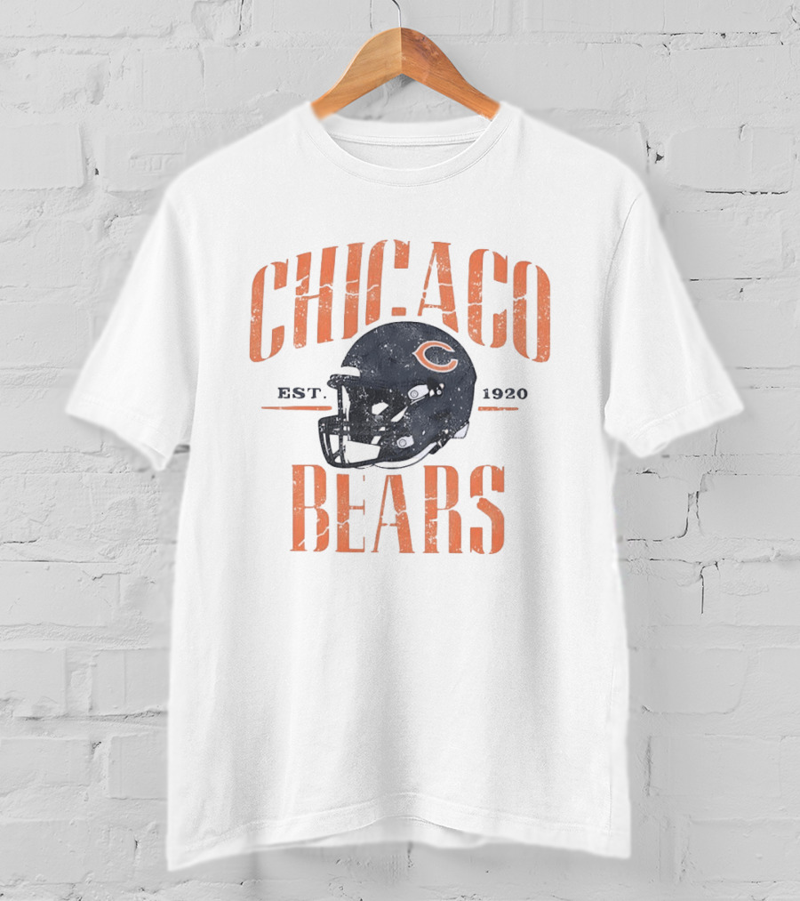 Chicago Bears Est 1920 Distressed Helmet Vintage Football T-Shirt