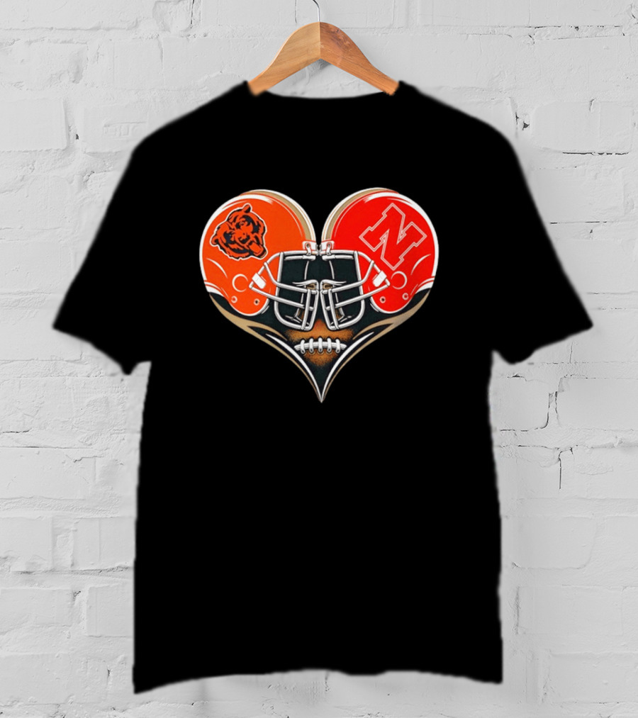 Chicago Bears Nebraska Cornhuskers Heart Shaped Helmets Football Fan Gear T-Shirt