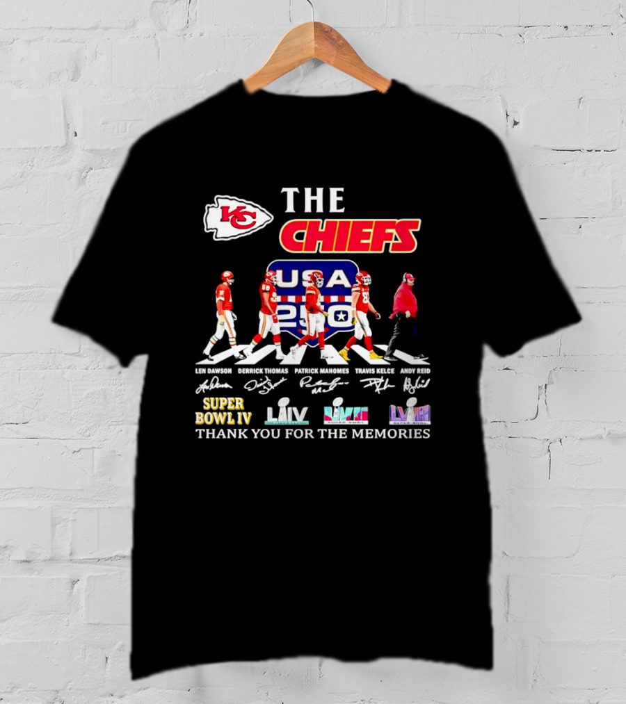 The Kansas City Chiefs Super Bowl LIV USA 2020 Champions Signatures Thank You For The Memories T-Shirt