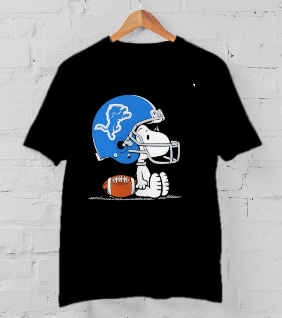 Snoopy Detroit Lions Football Helmet Collaboration NFL Peanuts T-Shirt