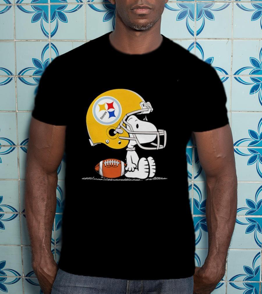 Snoopy Pittsburgh Steelers Helmet Football T-Shirt