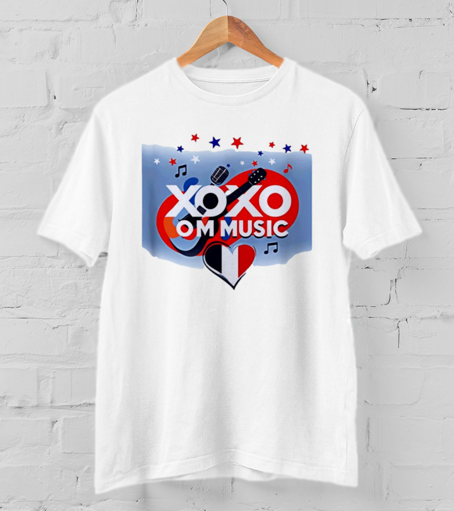 XOXO OM Music France Heart Guitar Microphone Notes Stars T-Shirt