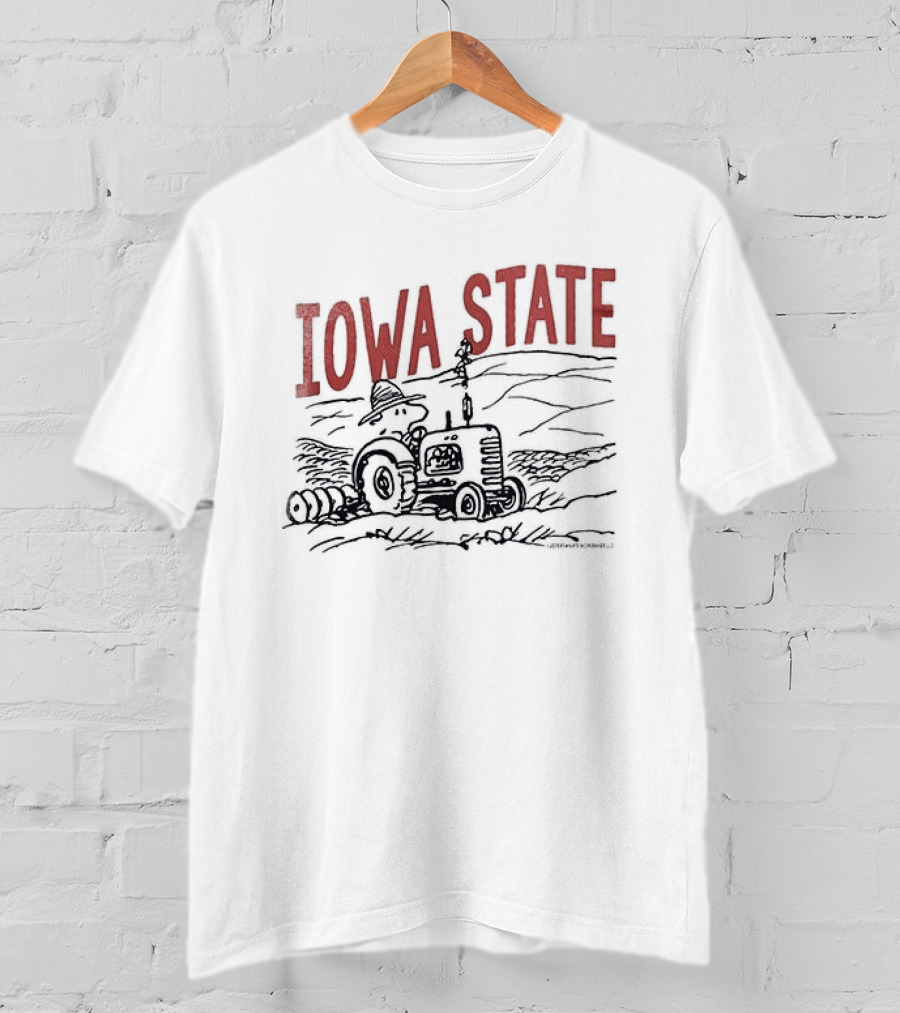 Iowa State Cyclones Peanuts Woodstock Tractor Scene T-Shirt