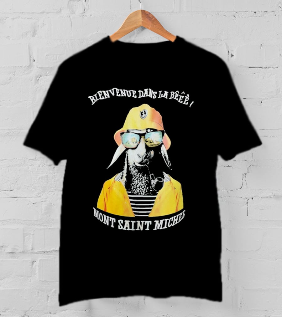 Bienvenue Dans La Beee Mont Saint Miche Vintage Sailor T-Shirt