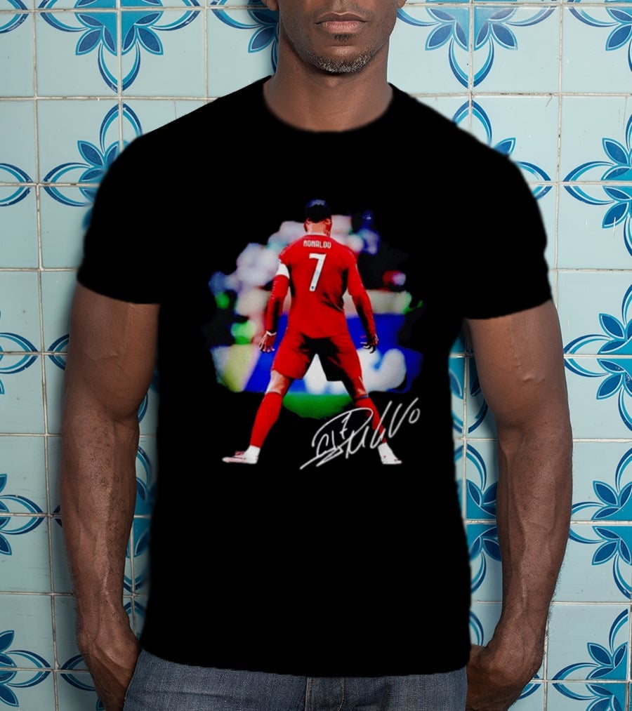 Ronaldo Number 7 Portugal National Team Jersey Photographic Arts With Autograph T-Shirt