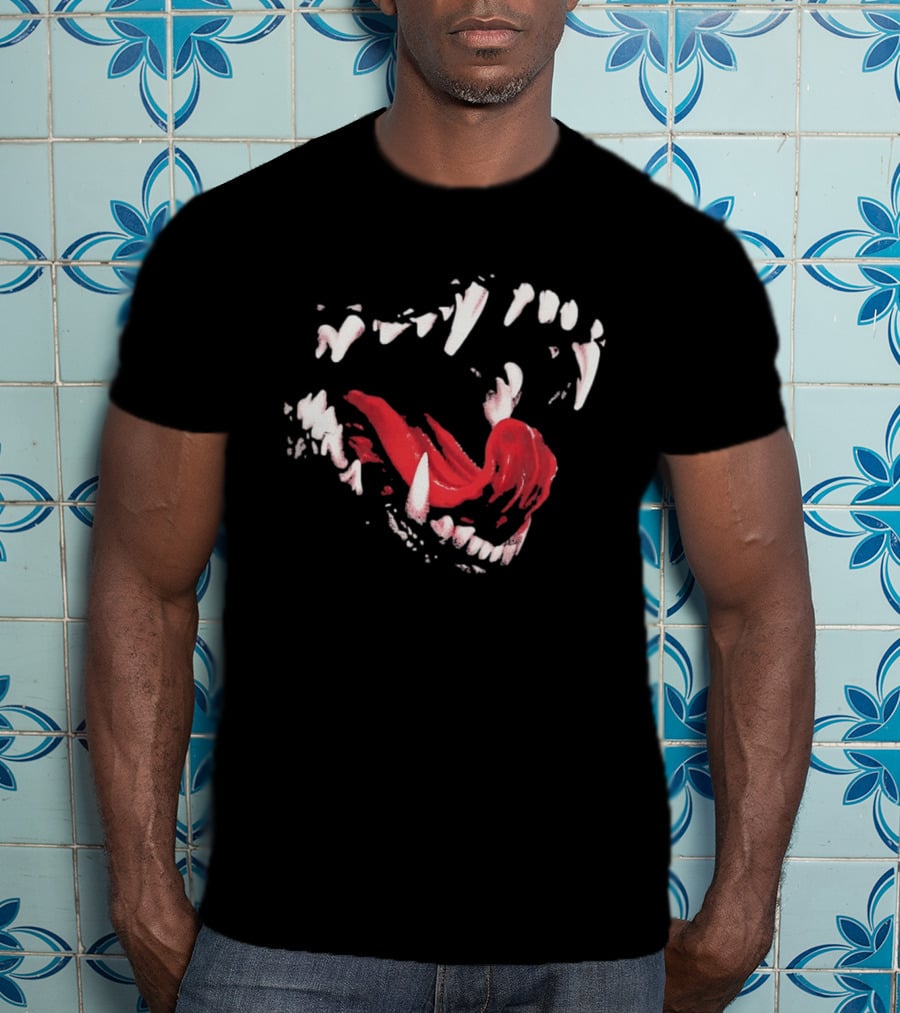 Snarling Wolf Mouth Teeth Animal Predator Red Brush T-Shirt