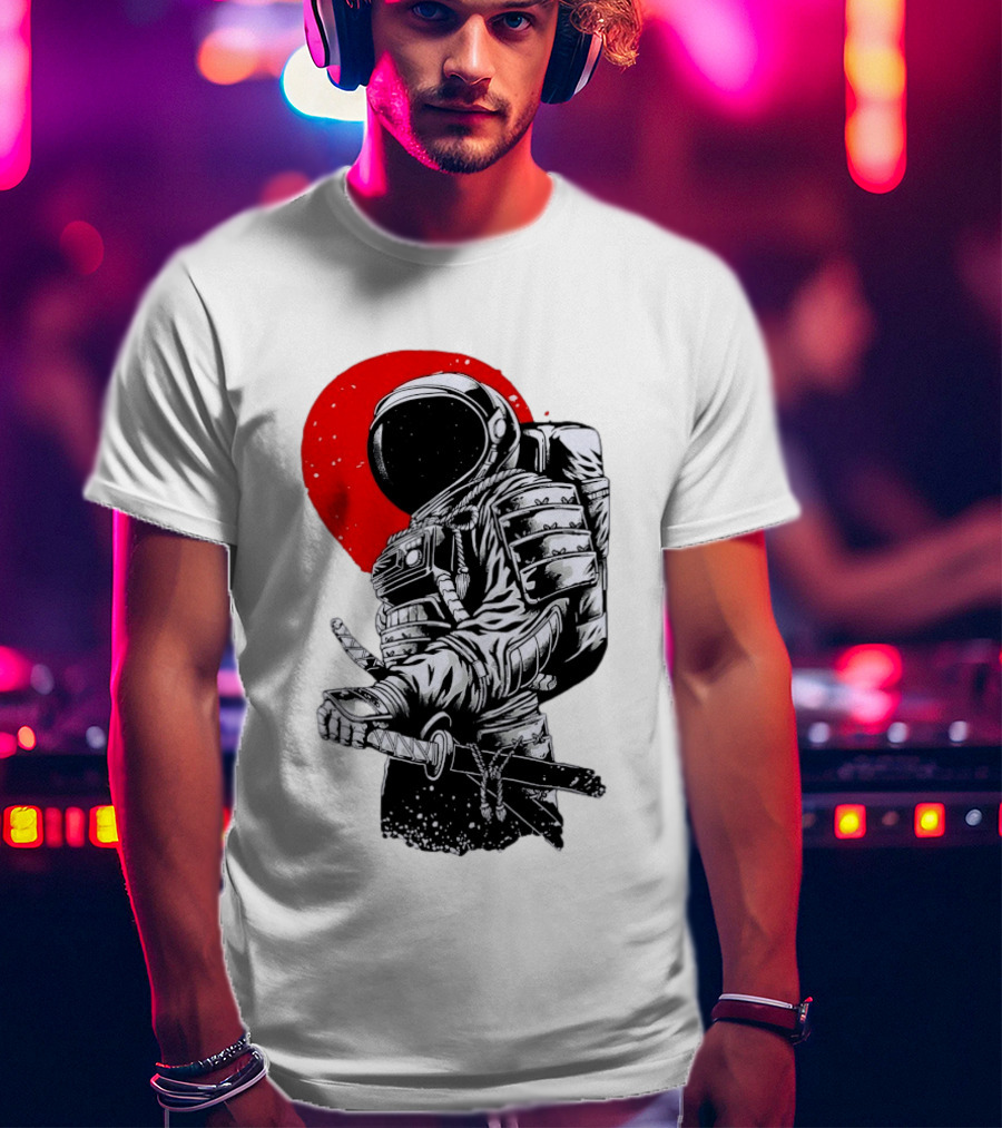 Astronaut Samurai Katana Sword Red Rising Sun T-Shirt