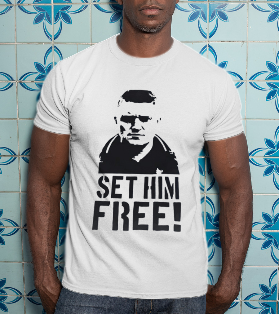 Tommy Robinson Set Him Free Activism Message T-Shirt