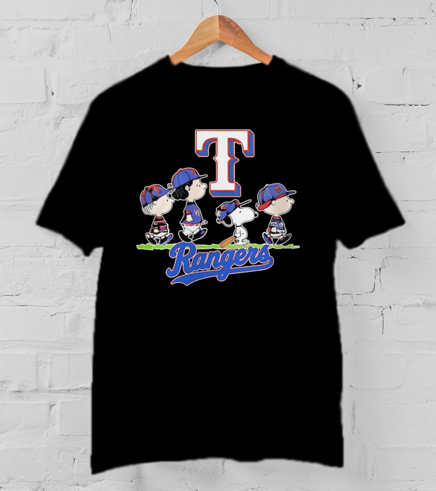 Peanuts Characters Walking With Texas Rangers Baseball Team T-Shirt