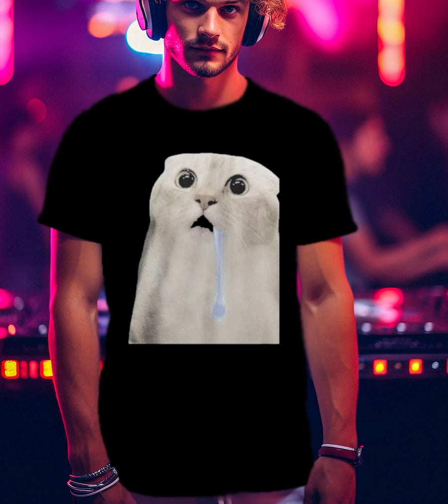 Wide Eyed Drooling Cat Meme Humor T-Shirt