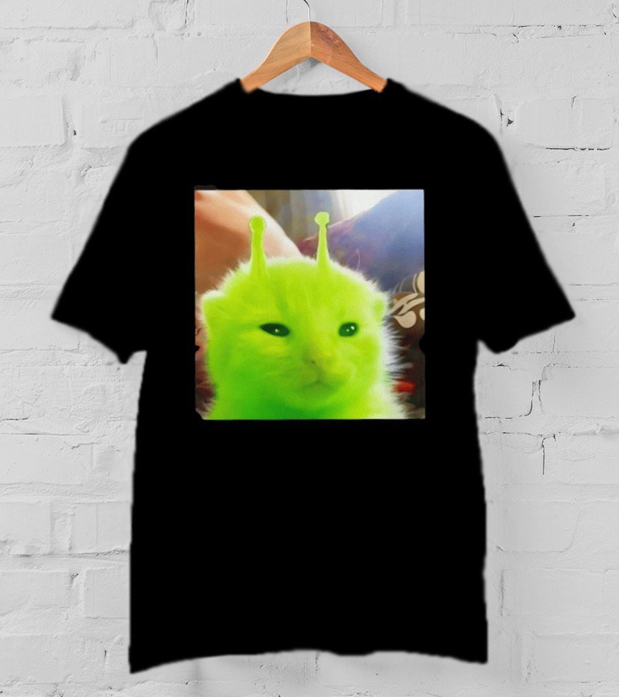 Gleep Alien Kitty Green Cat Antennae Fluffy Feline Fantasy T-Shirt