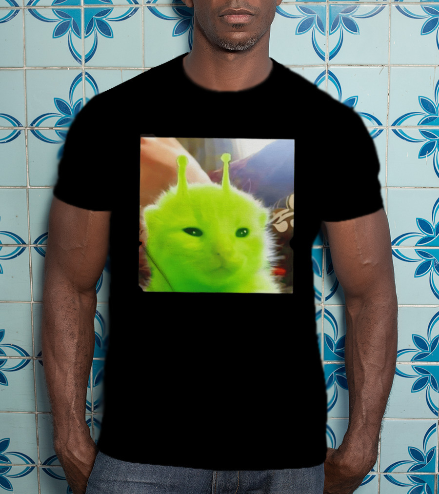 Gleep Alien Kitty Green Cat Antennae Fluffy Feline Fantasy T-Shirt