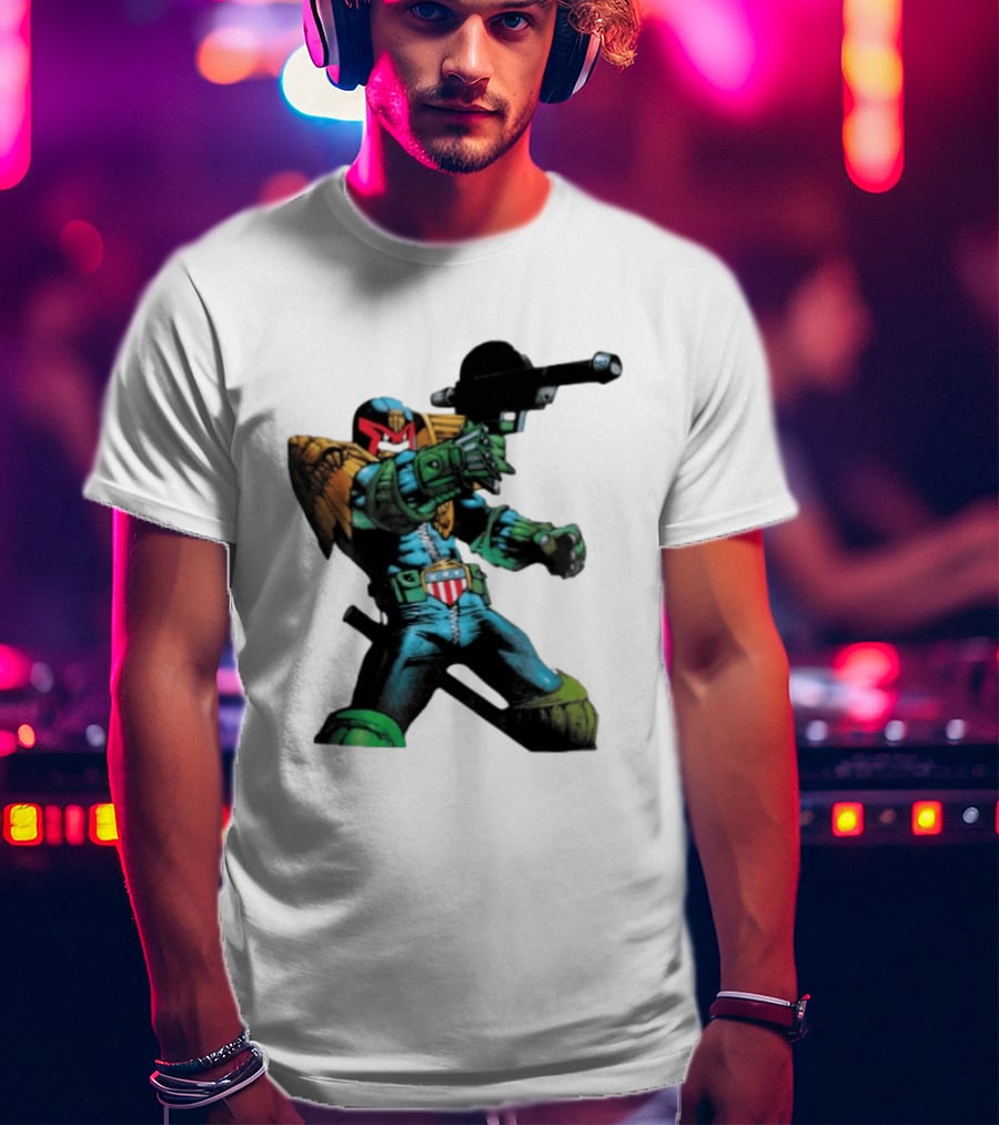 Judge Dredd Lawgiver Comic Book Character With Iconic Helmet T-Shirt
