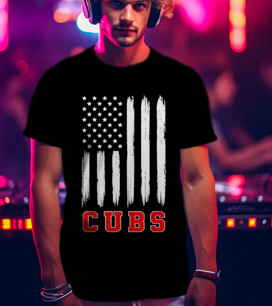 Cubs Distressed American Flag Stars And Stripes T-Shirt