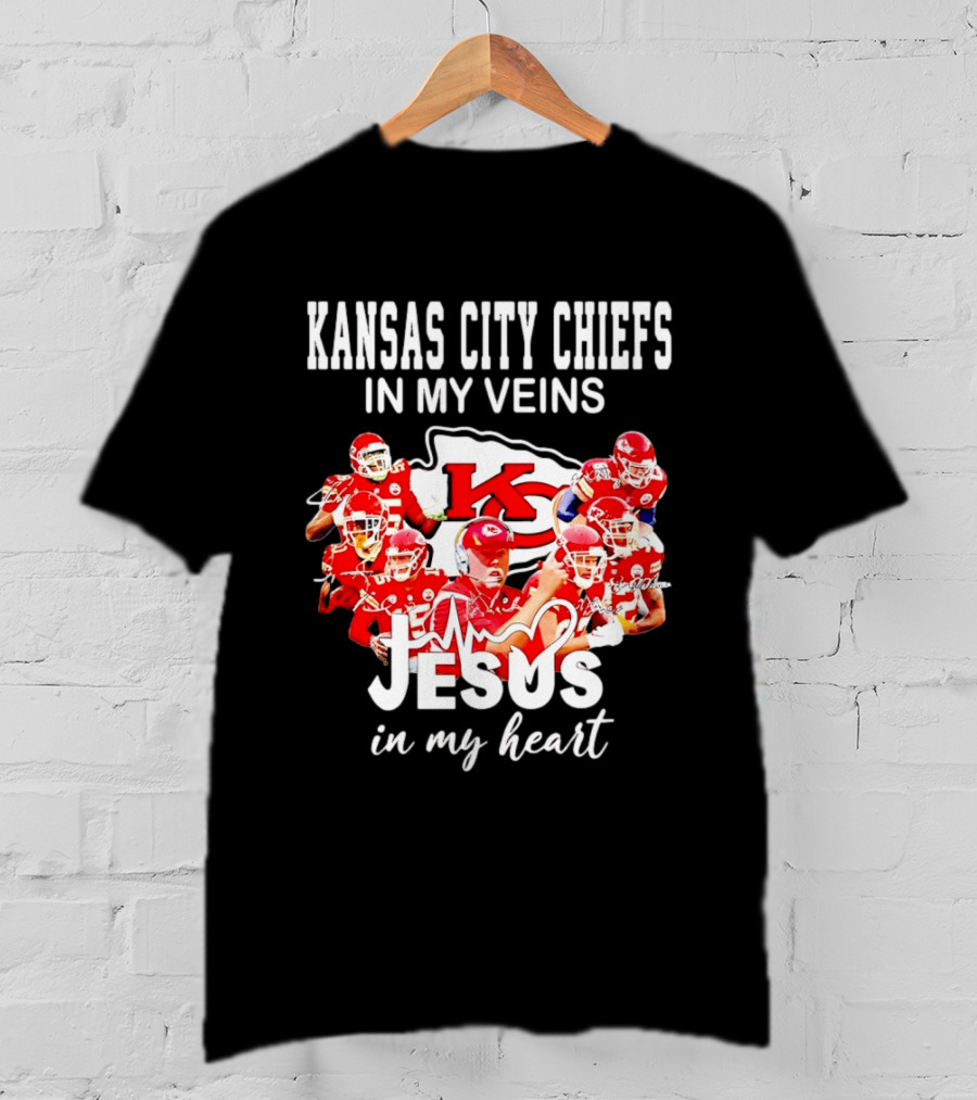 Kansas City Chiefs In My Veins Jesus In My Heart Football Fans T-Shirt