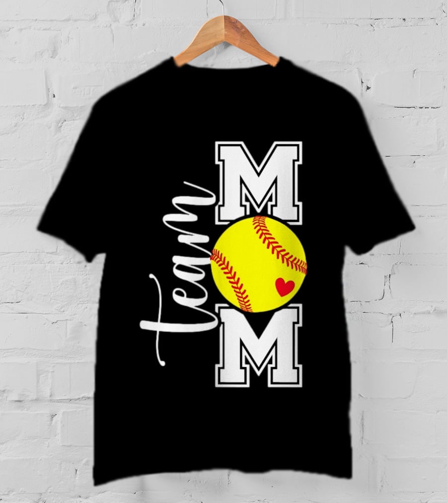 Team Mom Softball Yellow Heart Ball T-Shirt