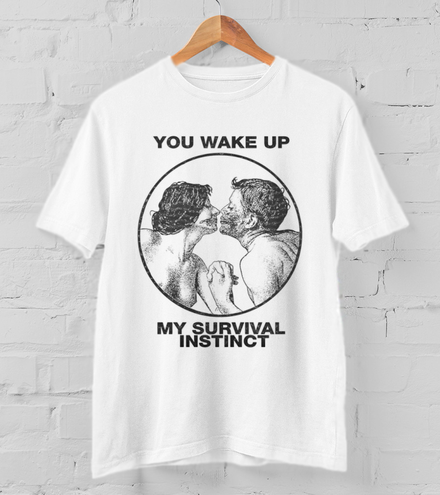 You Wake Up My Survival Instinct Couple Kissing Circle T-Shirt