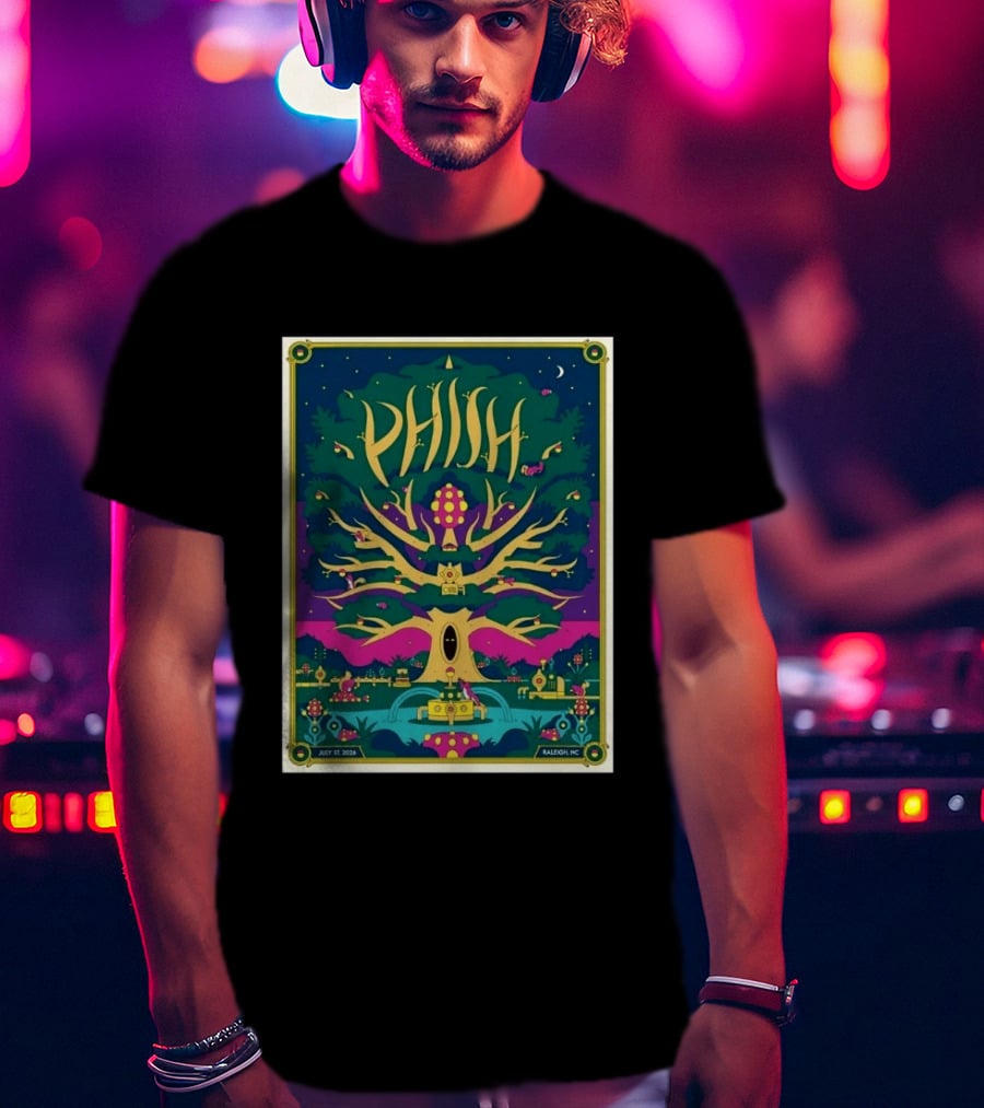 Phish July 17 2026 Raleigh North Carolina Event Tree Fountain Night Sky T-Shirt