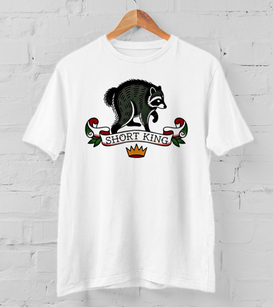 Short King Raccoon Traditional Tattoo T-Shirt