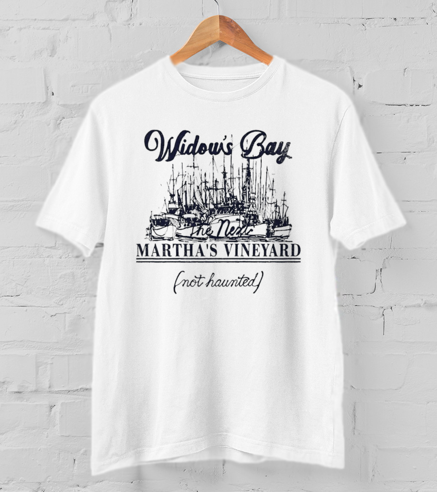 Widow's Bay The Hotel Martha's Vineyard Not Haunted T-Shirt