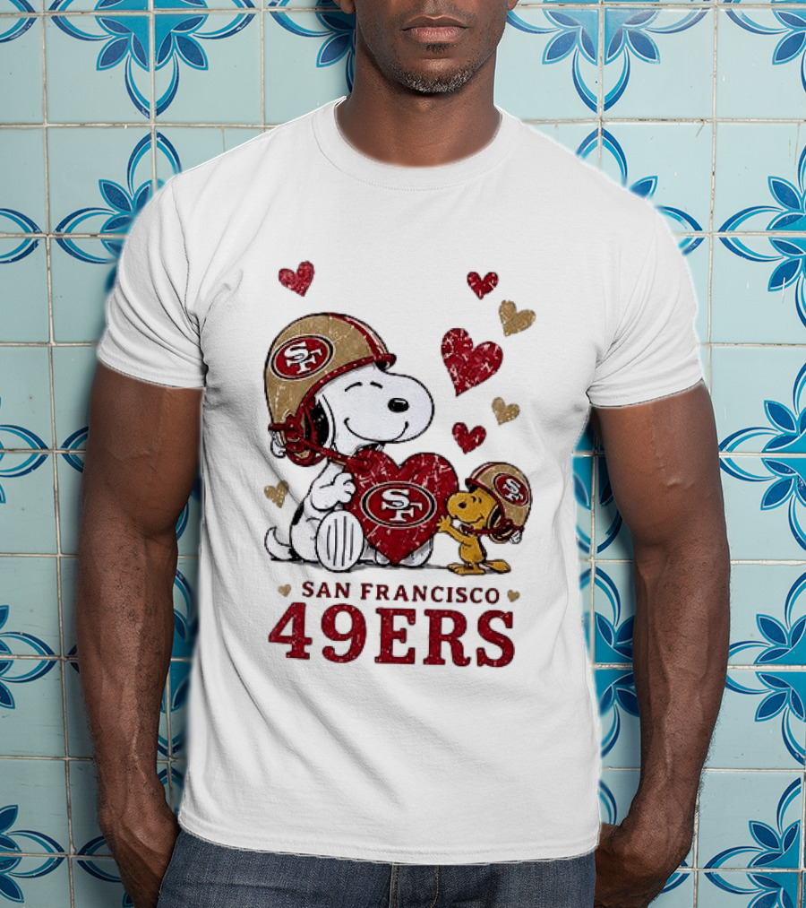 San Francisco 49ers Peanuts Snoopy Love Hearts T-Shirt