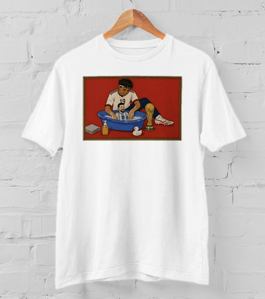 Yamal 19 Bathing Messi In Bathtub With World Cup Trophy T-Shirt