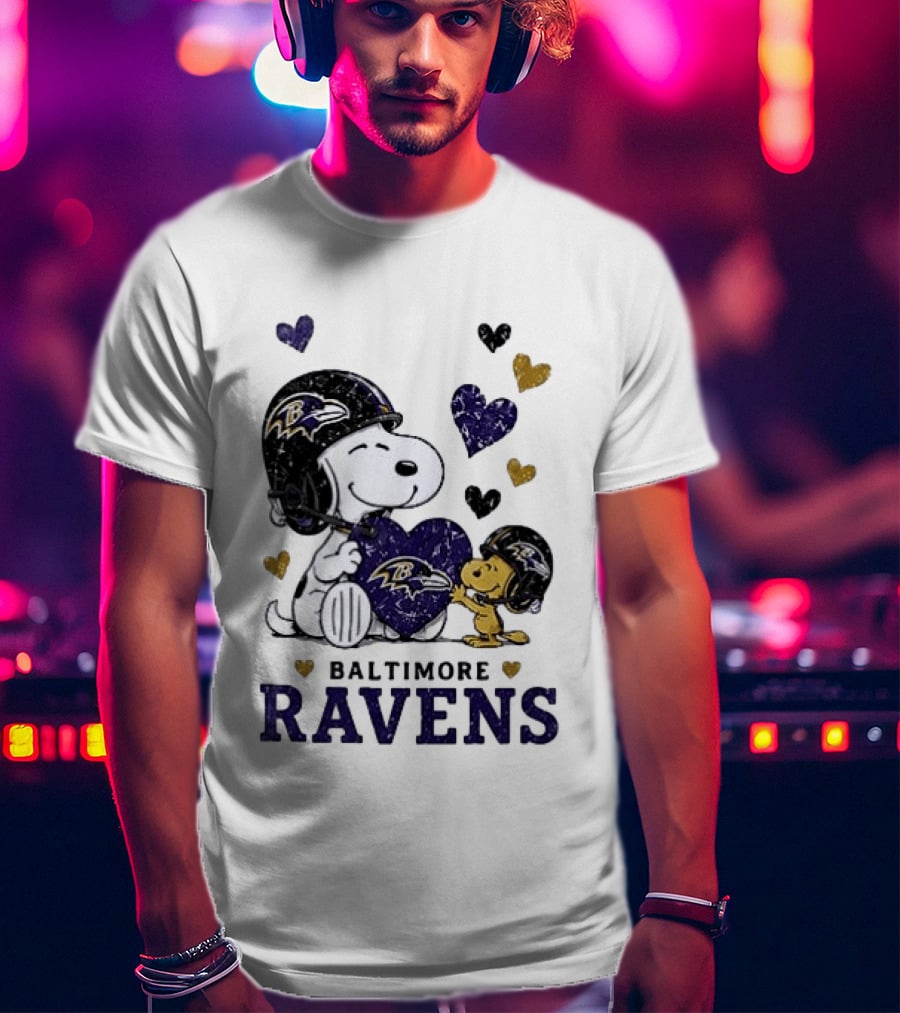 Baltimore Ravens Peanuts Snoopy Woodstock Love Laughter Hearts T-Shirt