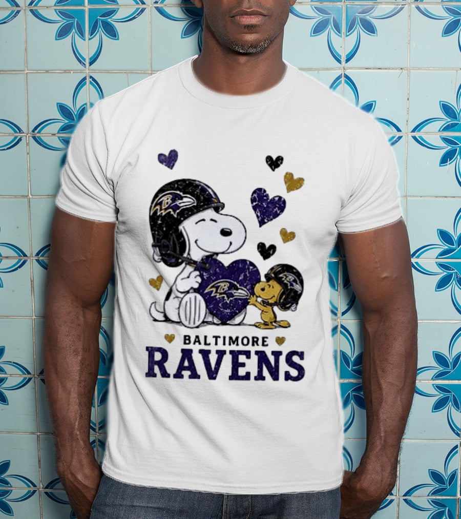 Baltimore Ravens Peanuts Snoopy Woodstock Love Laughter Hearts T-Shirt
