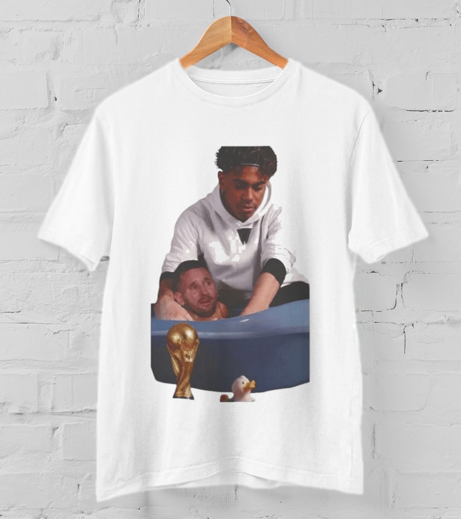 Messi Crying Bath Tub Trophy Football T-Shirt