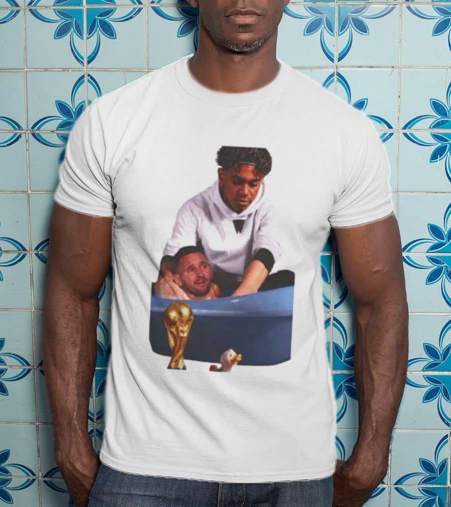 Lamine Yamal Lionel Messi Bathtub Meme World Cup Trophy T-Shirt