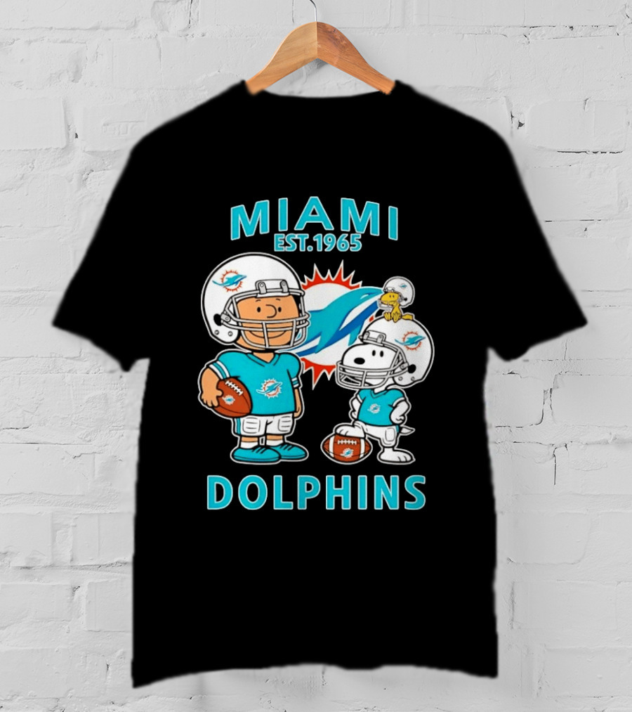 Miami Dolphins Est 1965 Charlie Brown Snoopy Football T-Shirt