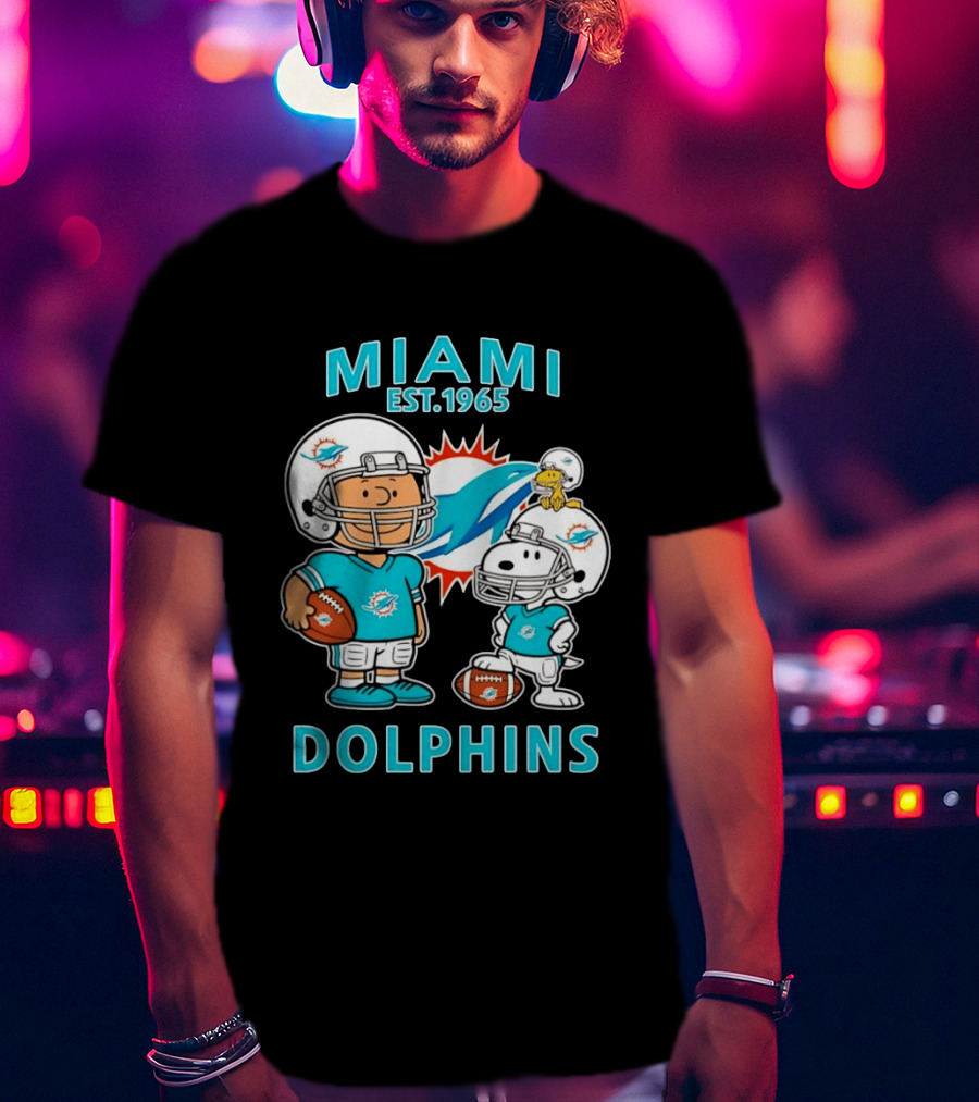 Miami Dolphins Est 1965 Charlie Brown Snoopy Football T-Shirt