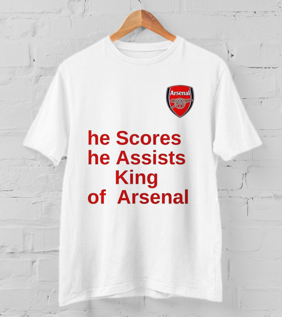 B﻿ukayo Saka He Scores He Assists King Of Arsenal T-Shirt