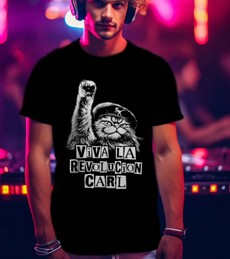 Viva La Revolucion Carl Cat Dungeon Crawler Carl T-Shirt