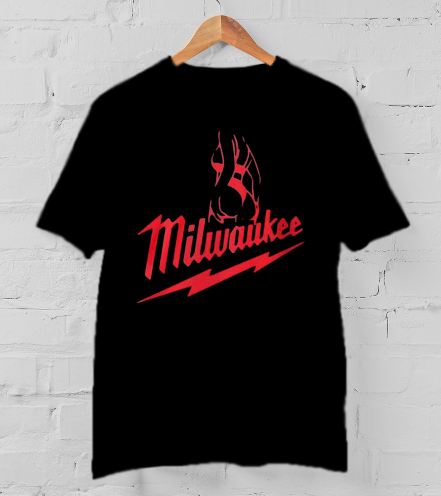 Milwaukee Sexy Girl Red T-Shirt