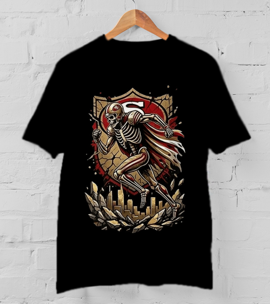 San Francisco 49ers Skeleton Runs In My Blood Football Skyline Shield T-Shirt