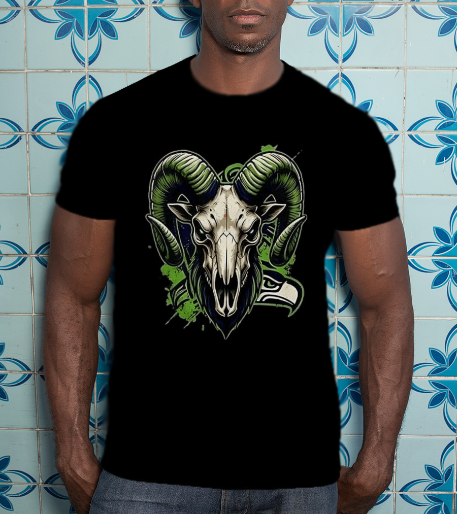 Seattle Seahawks Runs In My Blood Skeleton Ram Skull Fan T-Shirt