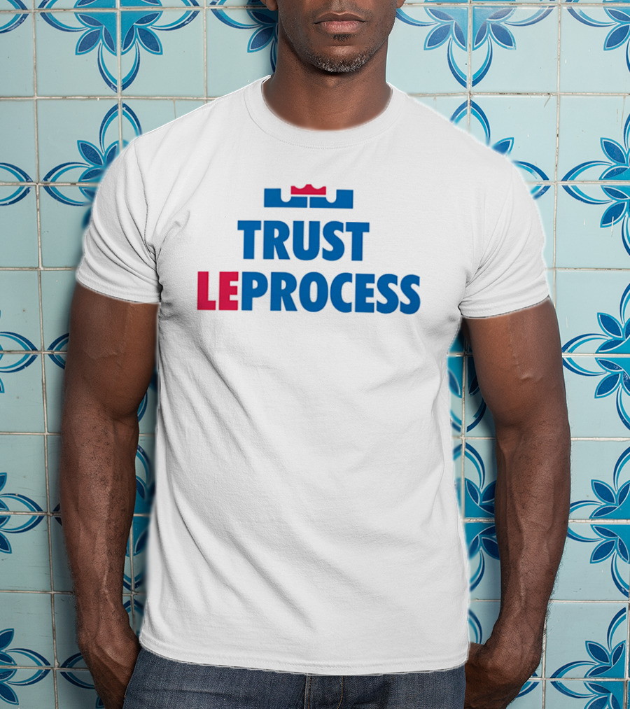 Trust Le Process Basketball Crown Symbol Blue Red T-Shirt