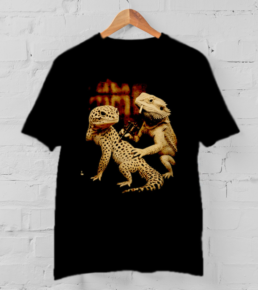 Leopard Gecko Tattoo By Bearded Dragon With Spray Paint Graffiti T-Shirt
