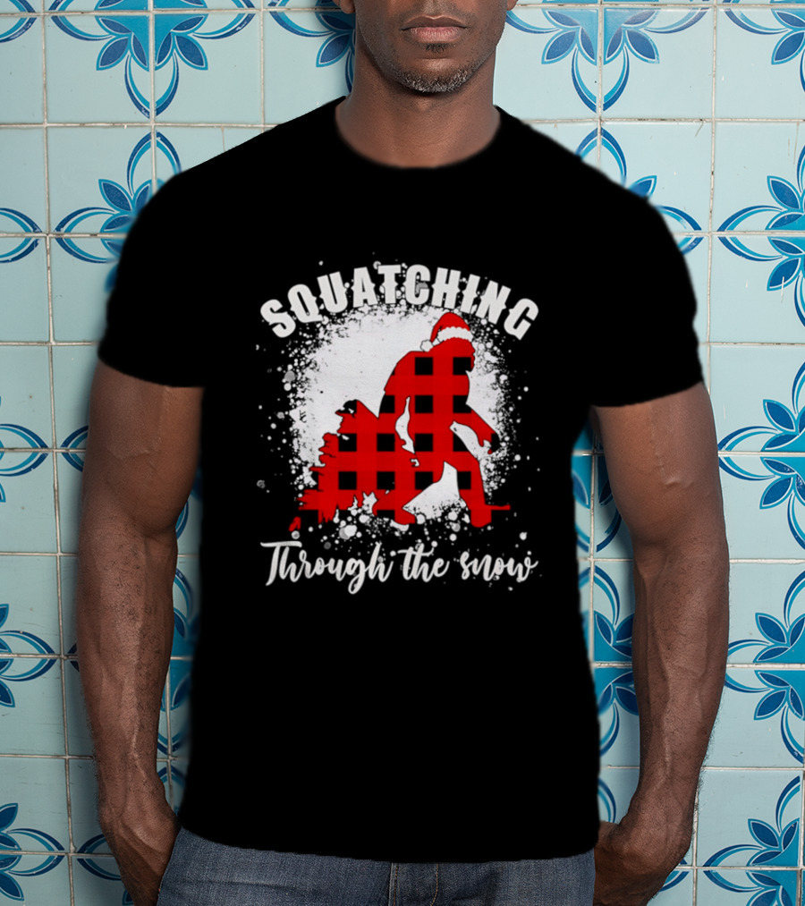 Squatching Through The Snow Bigfoot Santa Hat Christmas T-Shirt