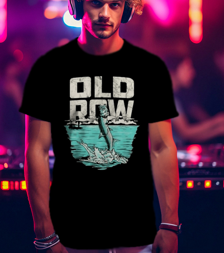 Old Row Tarpon Jumping Fishing Scene T-Shirt