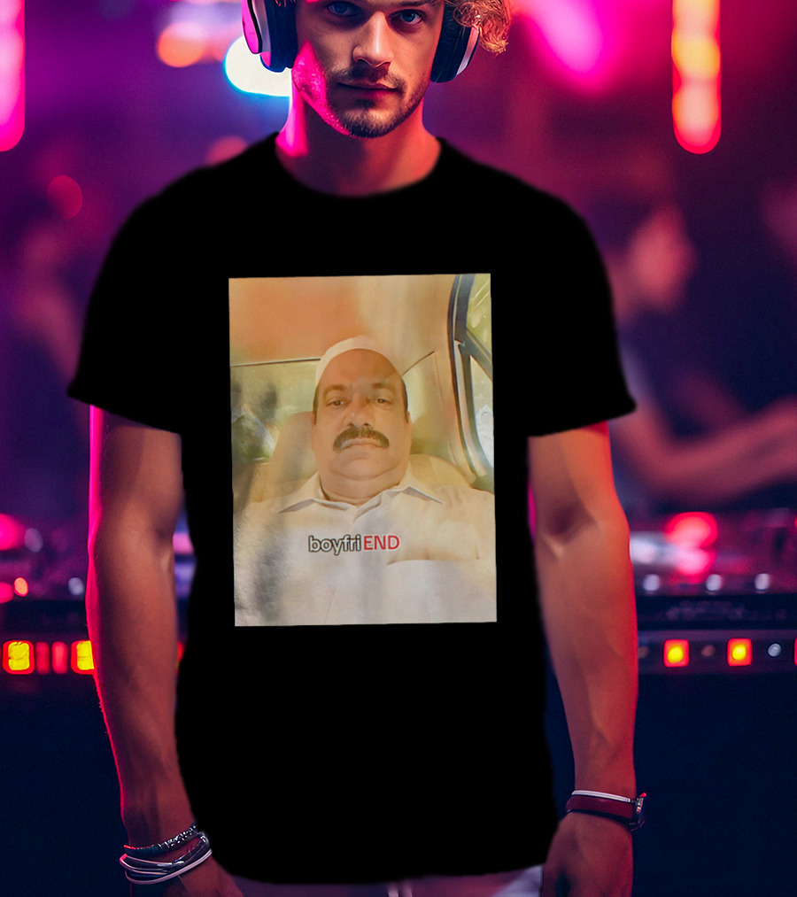 BoyfriEND Man Sitting Image T-Shirt